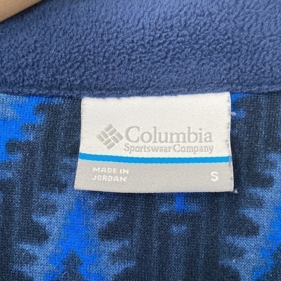 Patterned Fleece Pullover - Picture 3 of 4